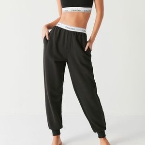 CALVIN KLEIN black modern joggers